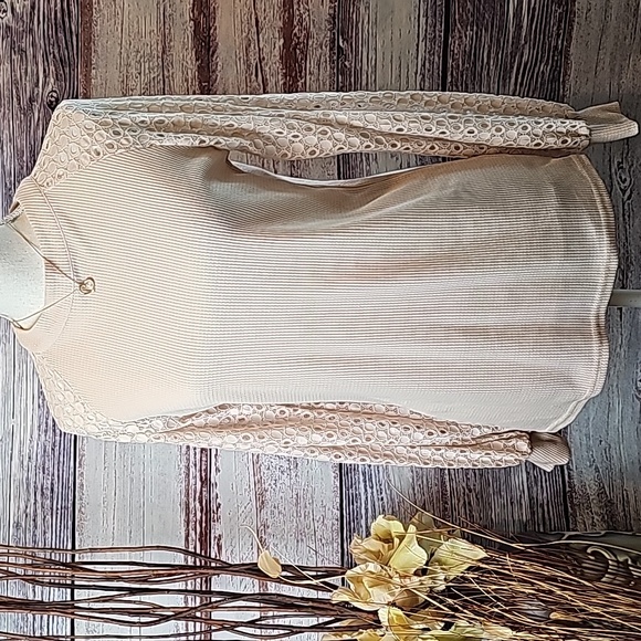 Miholl Tops - NEW MIHOLL LACE LONG SLEEVE WAFFLE KNIT PULLOVER TOP